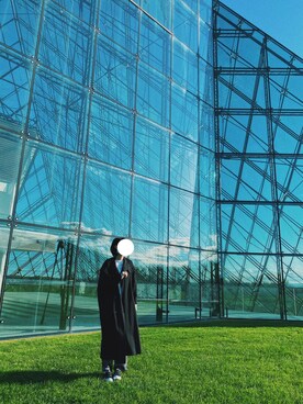 「UNIQLO（ユニクロ）のハイライズワイドストレートジーンズ（デニムパンツ）」を使った、C .さん（レディース・165cm）の秋コーディネート