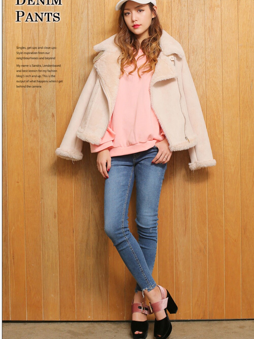 その他のムートンコート、その他のニット/セーター、その他のデニムパンツを着用したレディースの冬コーディネートの1枚目の写真