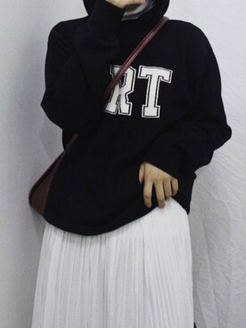 22VIEさんのコーディネート