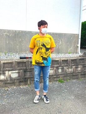 「チャイハネ（チャイハネ）のアイテム（Tシャツ/カットソー）」を使った、吹雪さん（メンズ・180cm）の夏コーディネート