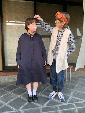 「アイテム（スニーカー）」を使った、mizu&sonさん（レディース・162cm・50代）の春コーディネート