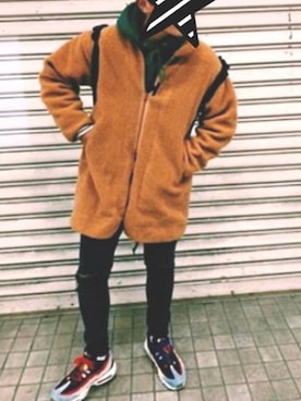 「スニーカー好きと繋がりたい」｜「アイテム（その他アウター）」を使った、marukoさん（メンズ・175cm）の冬コーディネート