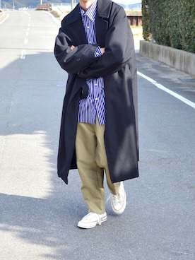 「COMOLI（コモリ）のアイテム（トレンチコート）」を使った、おさゆうさん（メンズ・168cm）の冬コーディネート