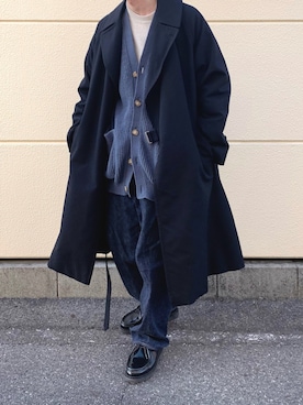 「COMOLI（コモリ）のアイテム（トレンチコート）」を使った、おさゆうさん（メンズ・168cm）の冬コーディネート