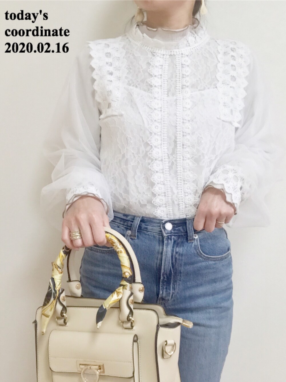 「オトナカジュアル、春コーデ、シンプル、ootd、GU、おしゃれさんと繋がりたい、低身長、ママコーデ、レーストップス、プチプラ」｜「しまむらのアイテム（シャツ/ブラウス、ホワイト系）」を使った、hiroさん（レディース・150cm）の冬コーディネートの1枚目の写真