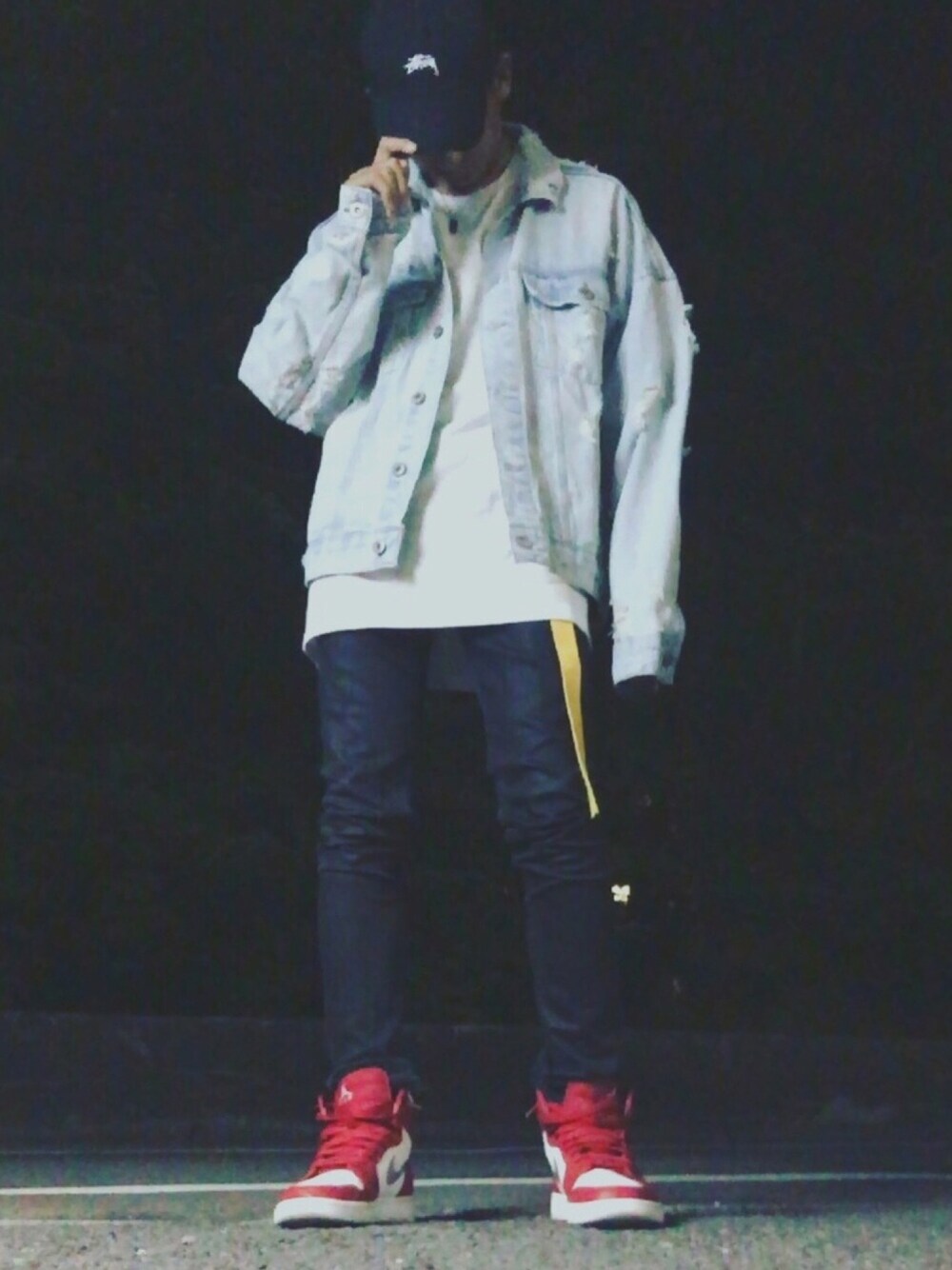 「stussy、AIR JORDAN、ZARA、ootd」｜「ZARAのアイテム（デニムジャケット、ブルー系）」を使った、きむたくさん（メンズ・170cm）の冬コーディネートの1枚目の写真