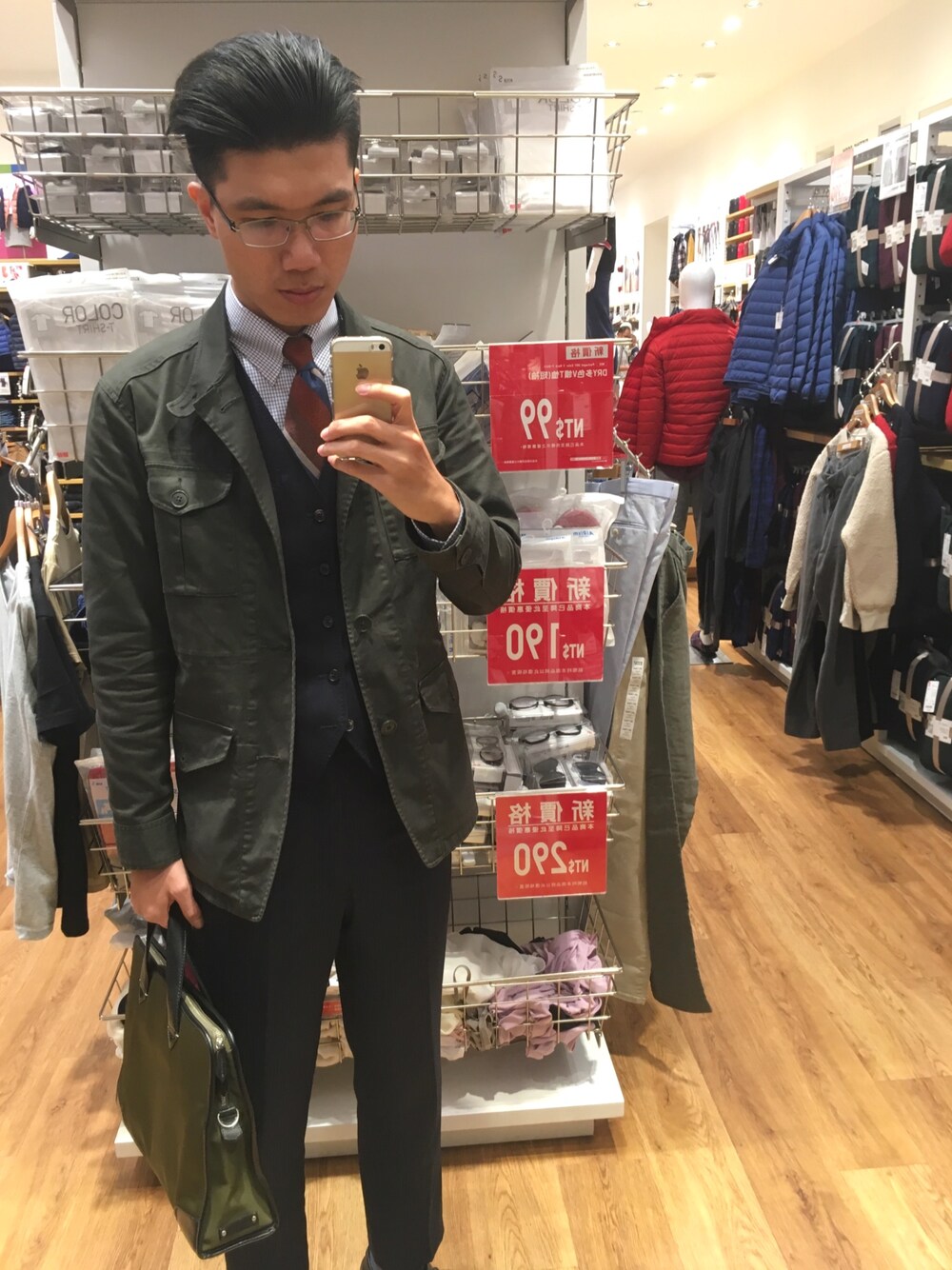 「ootd、UNIQLO、UNIVERSAL LANGUAGE、Paul Smith、SUITSELECT、men、Suit、jacket 」｜「UNIQLOのアイテム（ジャケット/アウター、グリーン系）」を使った、霖さん（メンズ・184cm）の秋コーディネートの1枚目の写真