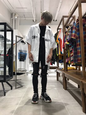 「WHITELAND（ホワイトランド）のWHITELAND/ホワイトランド/ビッグロゴオーバーサイズTシャツ（Tシャツ/カットソー）」を使った、佐々木空翔(ササキヒロト)さん（メンズ・175cm）の夏コーディネート