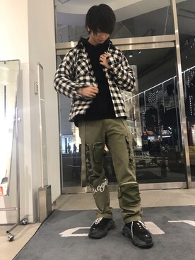 「ROGIC（ロジック）のアイテム（パンツ）」を使った、佐々木空翔(ササキヒロト)さん（メンズ・175cm）の冬コーディネート