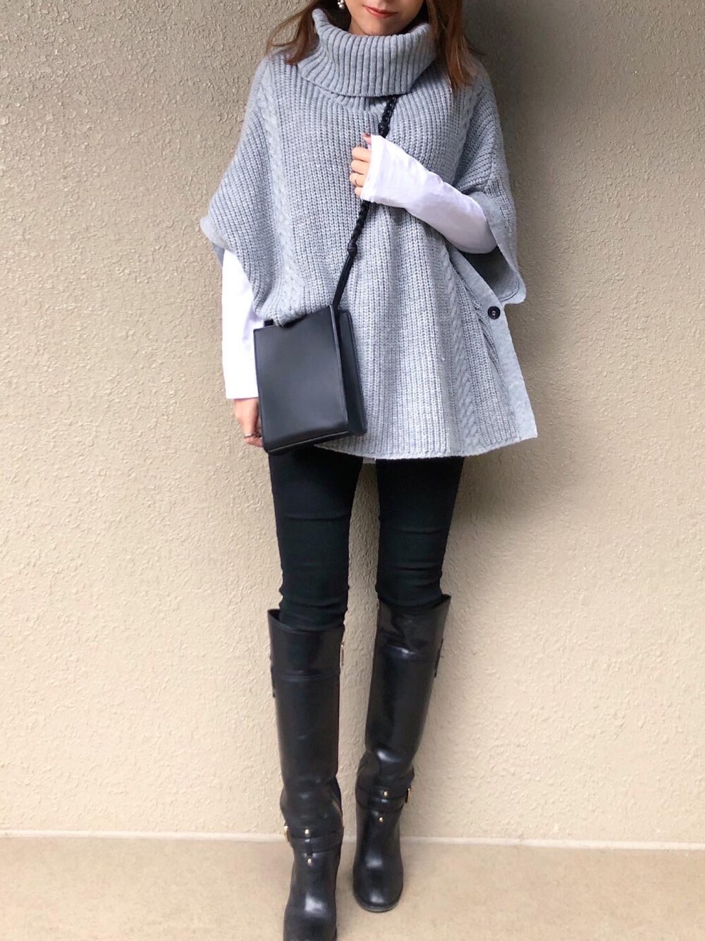 「しまむらのアイテム（ニット/セーター、グレー系）」を使った、manaminowearさん（レディース・158cm）の秋コーディネートの1枚目の写真