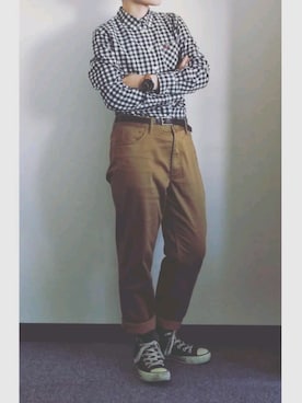 「キャメル」｜「アイテム（アナログ腕時計）」を使った、takkeさん（メンズ・154cm）の秋コーディネート