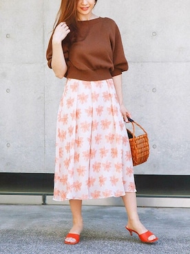 「アイテム（サンダル、オレンジ系）」を使った、The Virgnia公式さん（レディース・160cm）の夏コーディネート