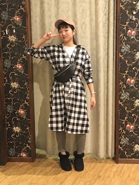 「シャツワンピ」｜「アイテム（アンサンブル）」を使った、よこまるさん（レディース・159cm）の秋コーディネート