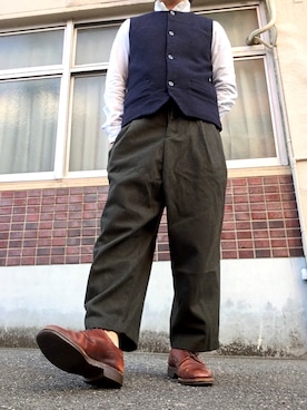 「BASISBROEK（バシスブルック）のアイテム（その他パンツ）」を使った、MINOさん（メンズ・165cm）の秋コーディネート
