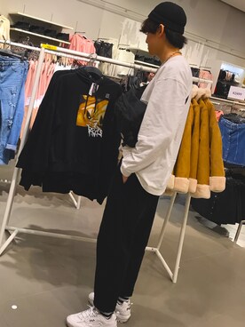 「FILA（フィラ）のアイテム（その他シューズ）」を使った、らーメんさん（メンズ・180cm）の秋コーディネート