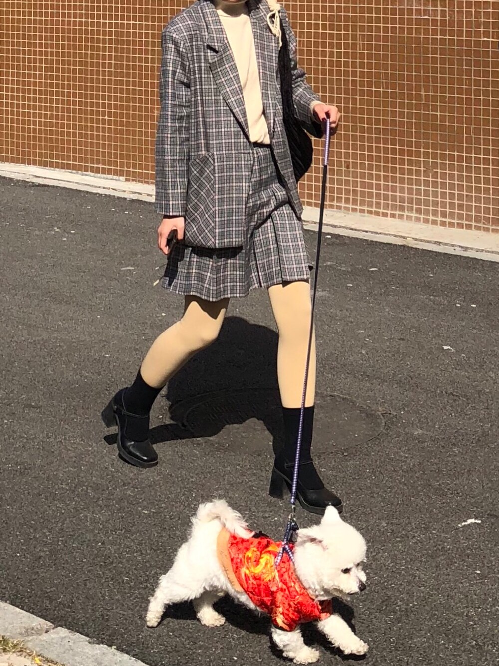 「春コーデ、vintage」｜「VINTAGEのアイテム（スーツジャケット、グレー系）」を使った、Atsuko さん（レディース・162cm）の春コーディネートの1枚目の写真