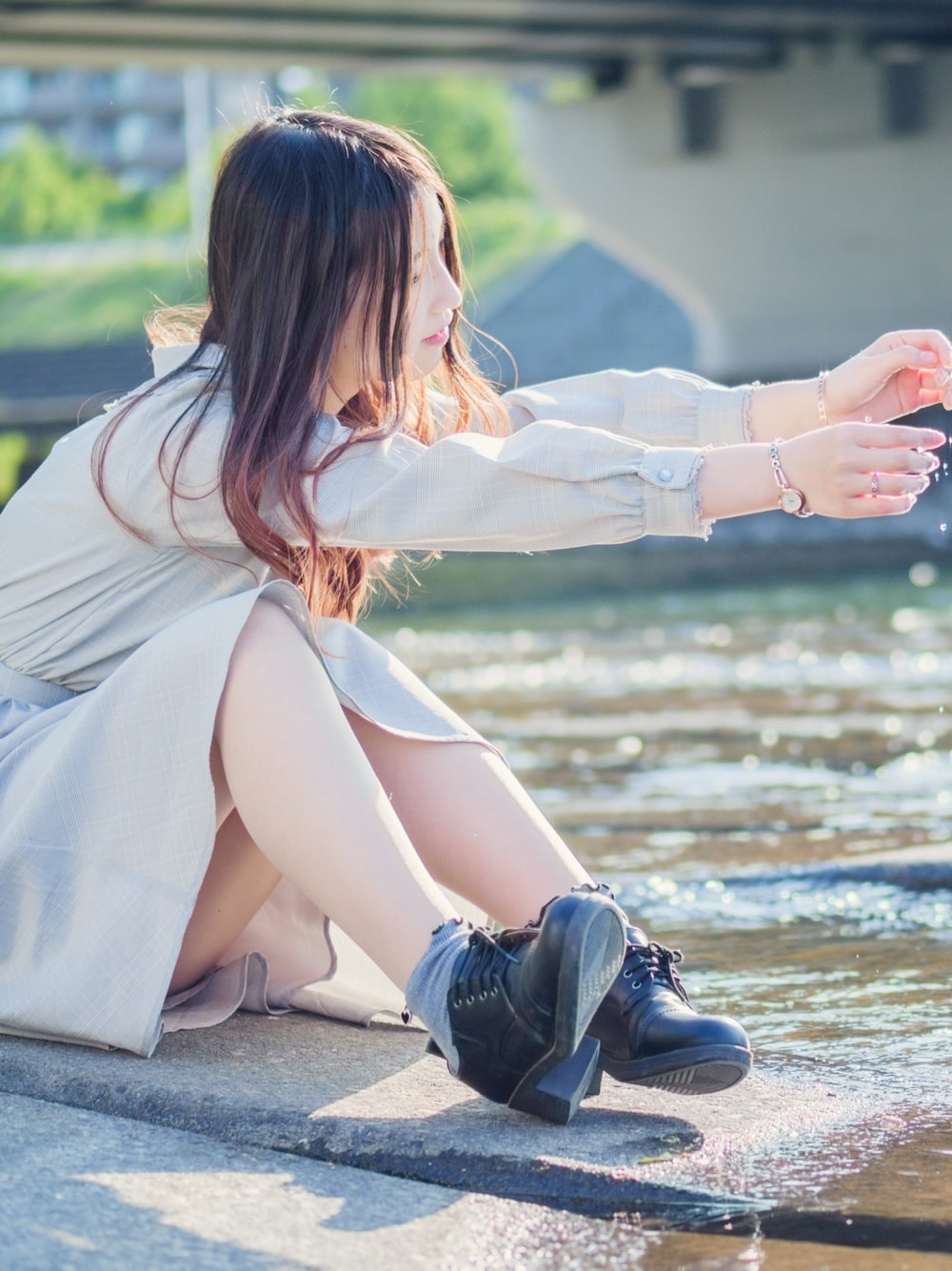 「いいね、save、フォローお願いします🤑、大人コーデ、シンプル、おしゃれさんと繋がりたい、キレイめ、大学生、ワンピース、高身長女子、ootd」｜「PINKY&DIANNEのアイテム（アナログ腕時計、ゴールド系）」を使った、shiiichapiさん（レディース・168cm）の夏コーディネートの1枚目の写真