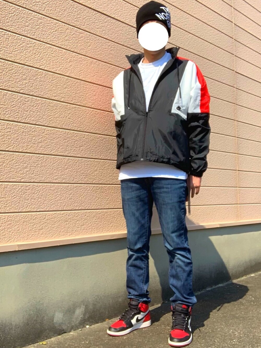 「ナイキ、ノースフェイス、aj1、春、おしゃれさんと繋がりたい、カジュアル、ブルゾン」｜「NIKEの＜NIKE＞ RE WOVEN JKT/ブルゾン（ブルゾン、ブラック系）」を使った、sasaさん（メンズ・176cm）の春コーディネートの1枚目の写真