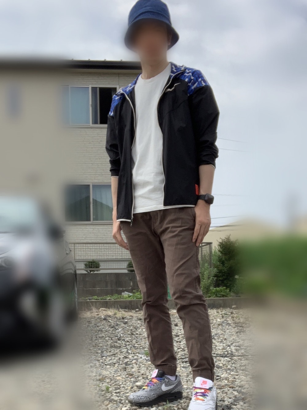 「NIKE、スニーカー、大人カジュアル、おしゃれさんと繋がりたい、スポーツミックス」｜「NANO universeの【ＷＥＢ限定】　ＤＥＮＩＭ　ＨＡＴ（ハット、ブルー系）」を使った、sasaさん（メンズ・175cm）の夏コーディネートの1枚目の写真