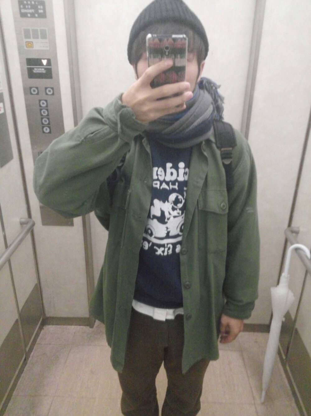 「no brandのアイテム（ニット/セーター、その他）」を使った、takeciiさん（メンズ・166cm）の冬コーディネートの1枚目の写真