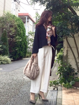 「グレージュ」｜「アイテム（トレンチコート）」を使った、Erikoさん（レディース・165cm）の秋コーディネート