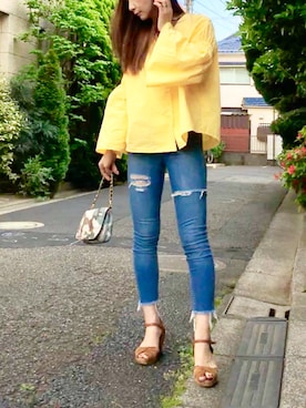 「BEAMS（ビームス）のアイテム（クラッチバッグ）」を使った、Erikoさん（レディース・165cm）の春コーディネート