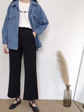 「原创のアイテム（デニムジャケット、ブルー系）」を使った、臧臧臧臧啾さんの冬コーディネート