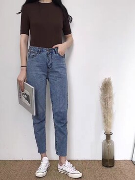 「原创のアイテム（デニムパンツ、ブルー系）」を使った、臧臧臧臧啾さんの冬コーディネート