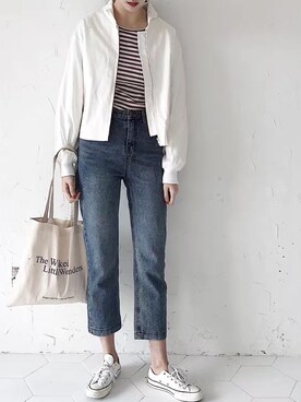 「原创のアイテム（ライダースジャケット、ホワイト系）」を使った、臧臧臧臧啾さんの冬コーディネート