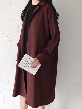 「原创のアイテム（トレンチコート、レッド系）」を使った、臧臧臧臧啾さんの冬コーディネート