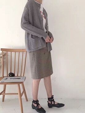 「原创のアイテム（カーディガン/ボレロ、グレー系）」を使った、臧臧臧臧啾さんの春コーディネート