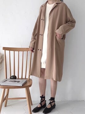 「原创のアイテム（トレンチコート、ブラウン系）」を使った、臧臧臧臧啾さんの春コーディネート