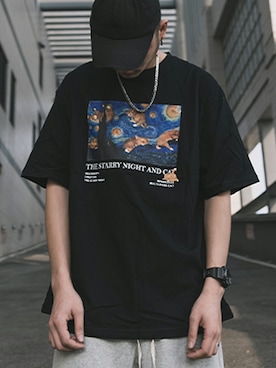 「HOOK（フック）のアイテム（Tシャツ/カットソー）」を使った、-HOOK- officialさん（メンズ・180cm）の夏コーディネート
