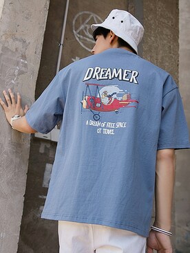 「HOOK（フック）のアイテム（Tシャツ/カットソー）」を使った、-HOOK- officialさん（メンズ・180cm）の夏コーディネート