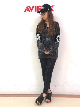 「袖ボリューム」｜「アイテム（キャップ）」を使った、YOKOHAMAスタッフさん（レディース・162cm）の秋コーディネート