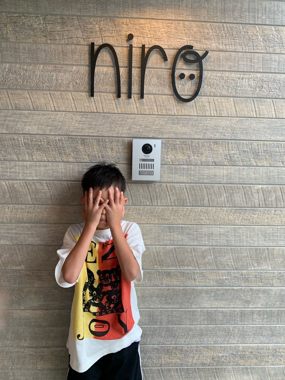 「ZERO standerdのZERO standard/ゼロスタンダード　8分丈ワイド　パンツ（その他パンツ、ブラック系）」を使った、AH-tan★さん（キッズ・125cm）の秋コーディネートの1枚目の写真