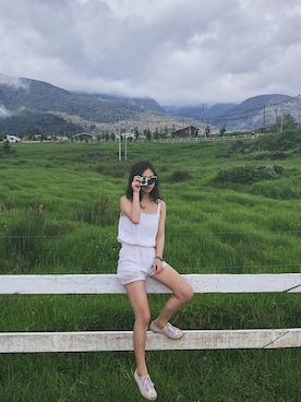 「MOUSSY（マウジー）のアイテム（サロペット/オーバーオール）」を使った、AMANDAさん（レディース・158cm）の冬コーディネート