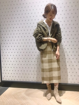 「アパートバイローリーズ」｜「アイテム（マウンテンパーカー）」を使った、maruさん（レディース・156cm）の秋コーディネート