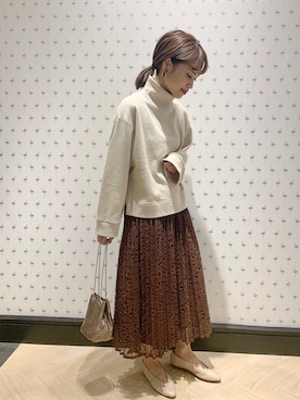 「アパートバイローリーズ」｜「アイテム（スウェット）」を使った、maruさん（レディース・156cm）の冬コーディネート
