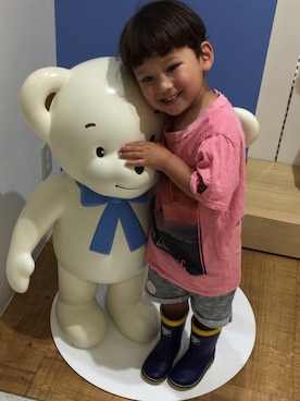 「OSHKOSH（オシュコシュ）のアイテム（レインシューズ）」を使った、abcdjanlさん（キッズ・90cm）の夏コーディネート