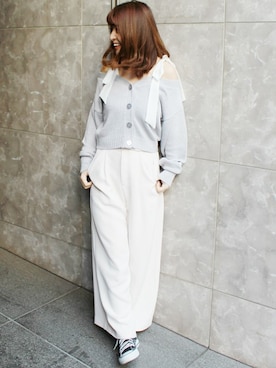 「LIMITLESS LUXURY」｜「アイテム（パンツ）」を使った、MIHOさん（レディース・156cm）の冬コーディネート