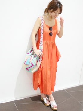「シルバー」｜「アイテム（つなぎ/オールインワン）」を使った、MIHOさん（レディース・156cm）の夏コーディネート