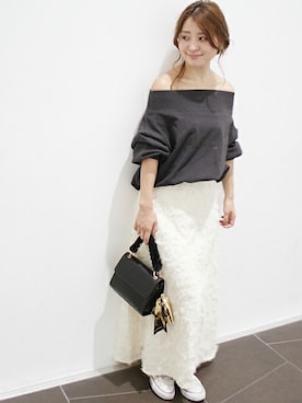 「LIMITLESS LUXURY」｜「アイテム（スウェット）」を使った、MIHOさん（レディース・156cm）の夏コーディネート