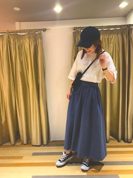 「Lee（リー）のアイテム（Tシャツ/カットソー）」を使った、tomo .さん（レディース・157cm）の春コーディネート