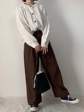 「DHOLIC（ディーホリック）のワイドストレートパンツ（その他パンツ）」を使った、walk55marinさん（レディース・165cm）の秋コーディネート