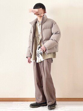 「アイテム（ダウンジャケット/コート、ベージュ系）」を使った、　たかさん（メンズ・172cm）の春コーディネート