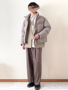 「アイテム（ダウンジャケット/コート、ベージュ系）」を使った、　たかさん（メンズ・172cm）の春コーディネート