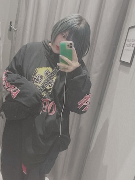 「アイテム（パーカー）」を使った、常に眠たいねこさん（レディース・156cm・10代）の秋コーディネート