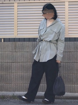 「ビッグシャツ」｜「アイテム（バレエシューズ）」を使った、まるまるこさん（レディース・159cm）の春コーディネート