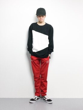 「CASPER JOHN AIVER（キャスパージョンアイバー）のアイテム（スウェット）」を使った、まっこいさん（メンズ・176cm）の冬コーディネート